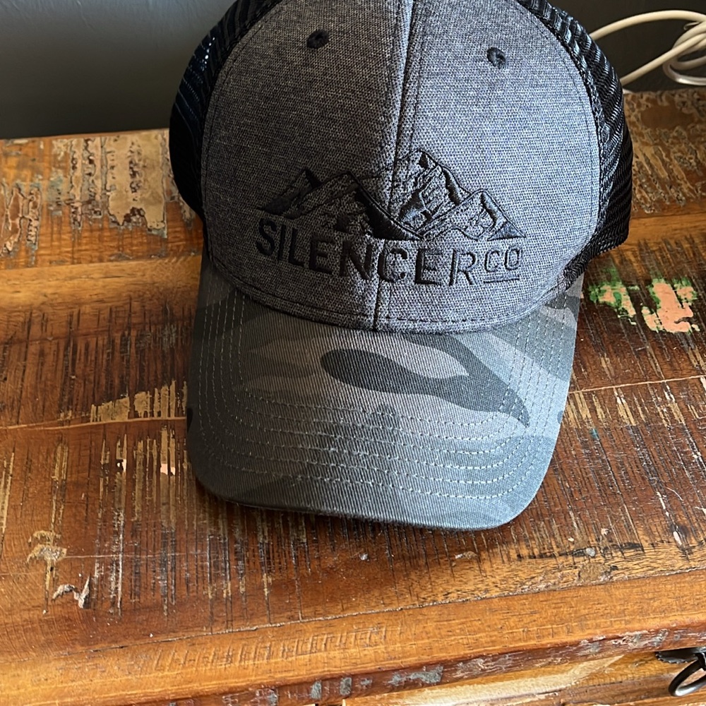 Gray and Black Men's Trucker Hat